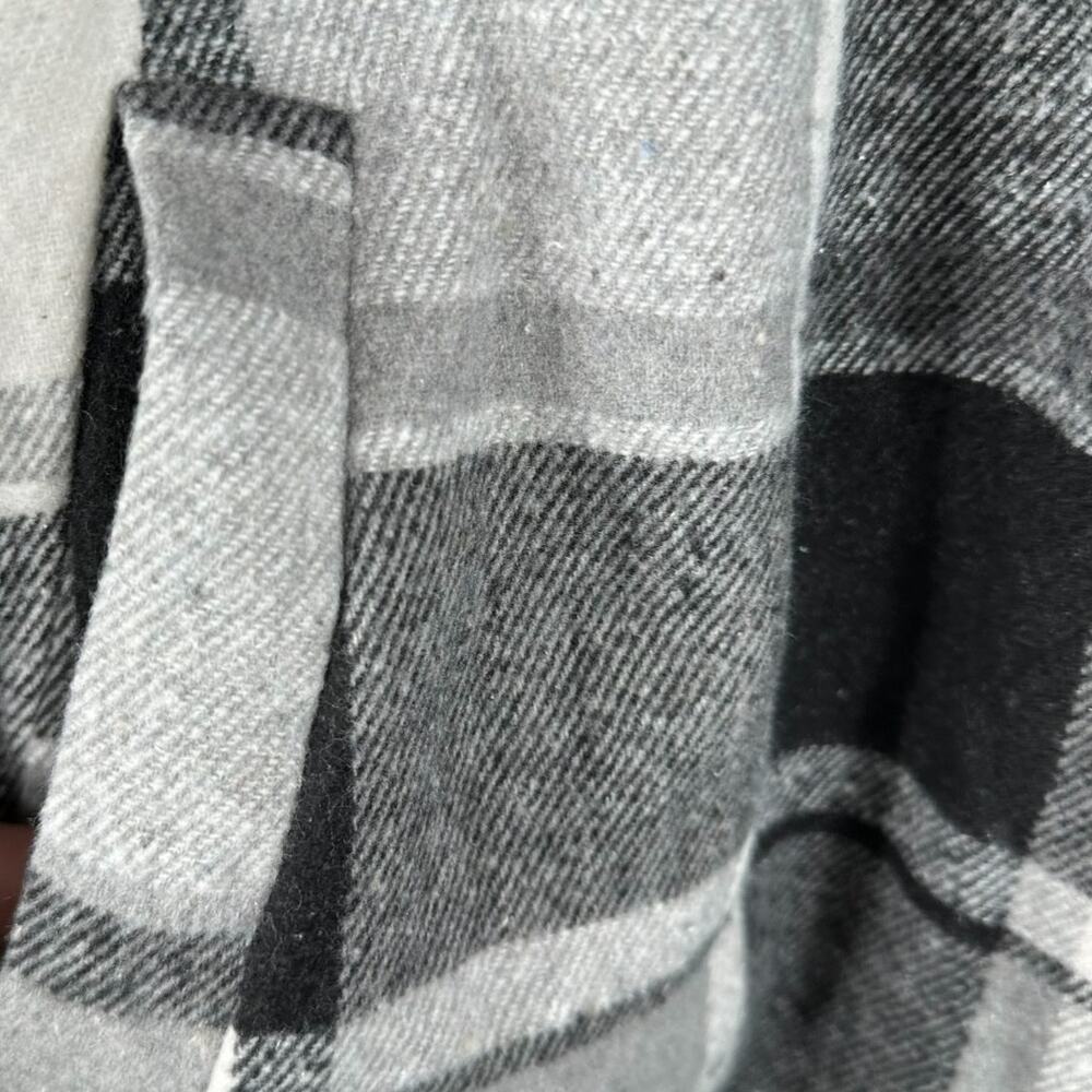 Gray Black White Checked Pattern Duster Coat Card… - image 3